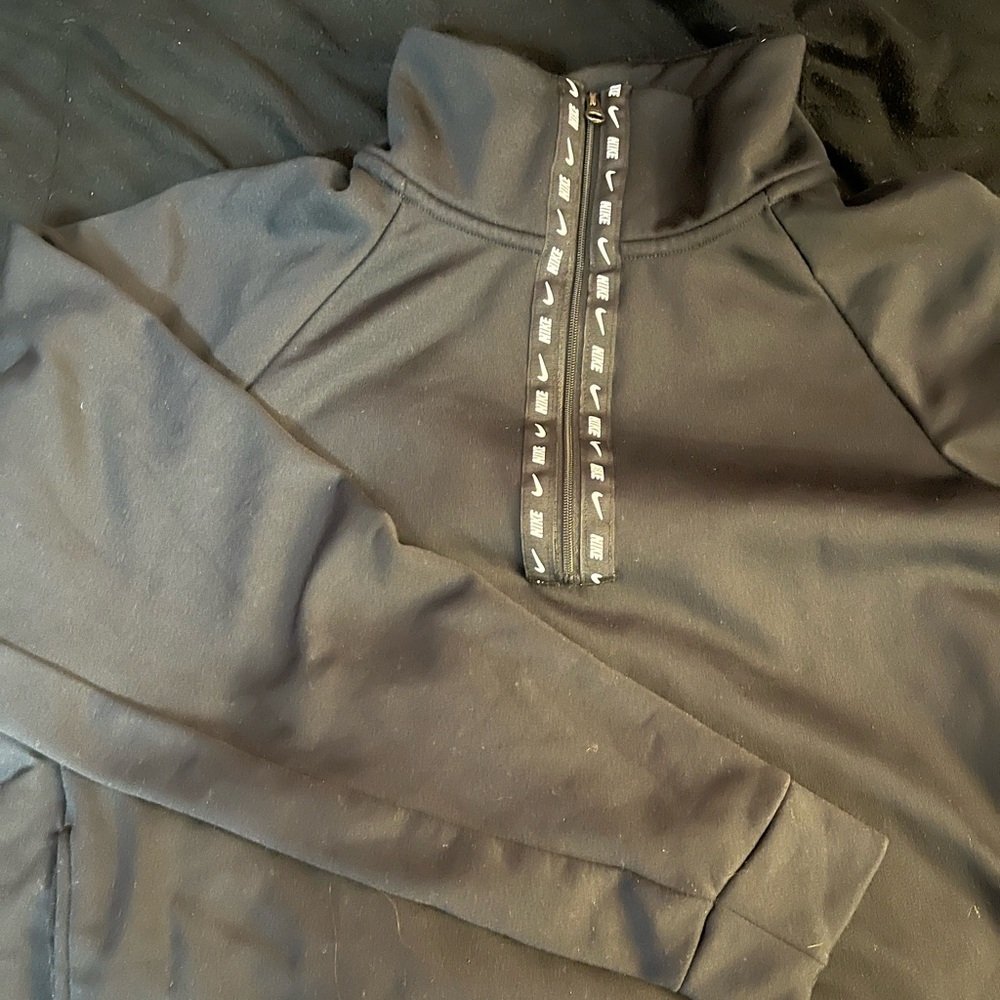Black Nike 3/4 zip